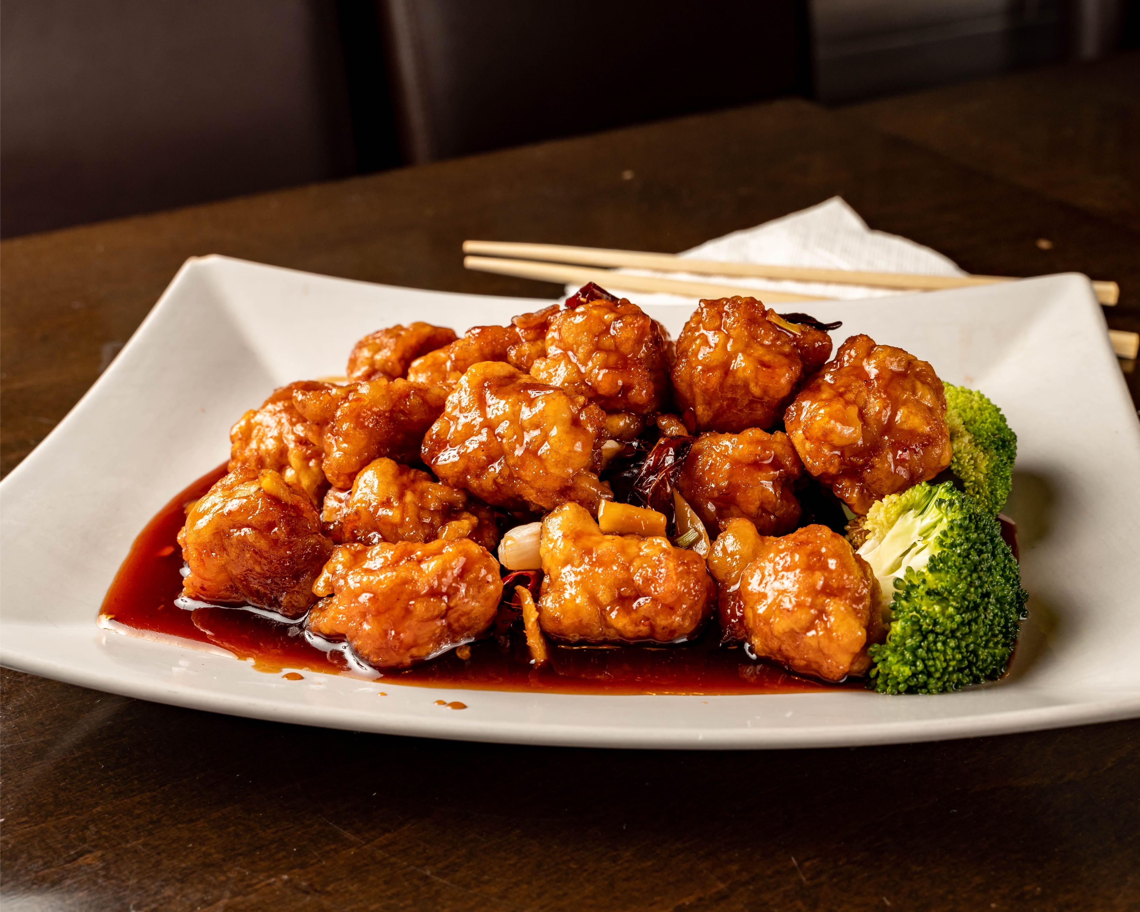 Chinese food general tso's chicken