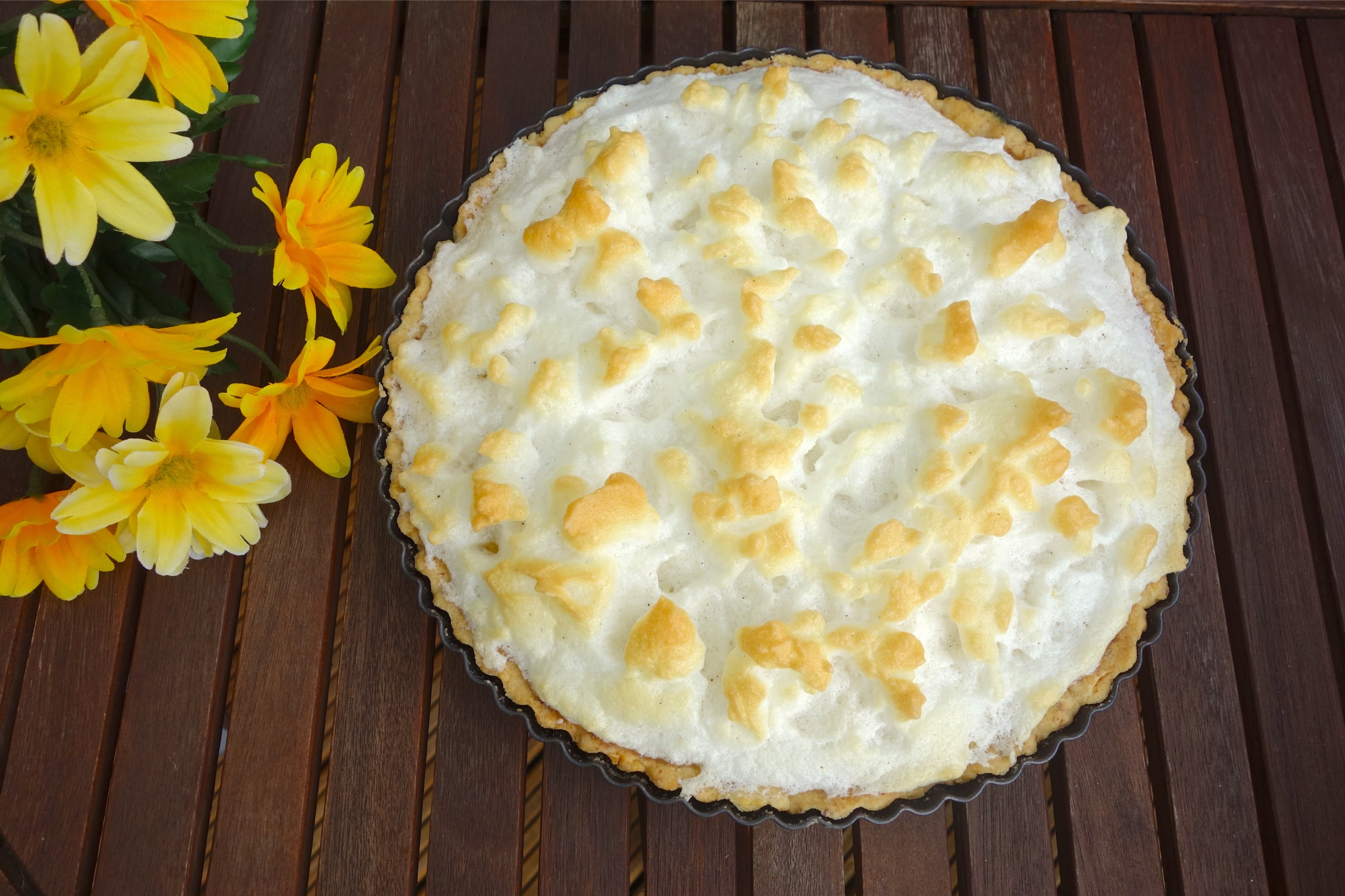 Image of pineapple meringue pie